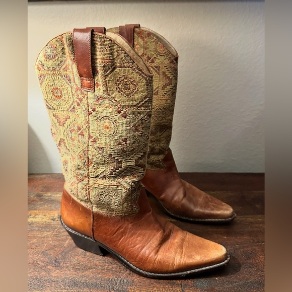 Vero Cuoio 70s vintage leather cowboy boots with..tapestry! Size 7 - Picture 1 of 5